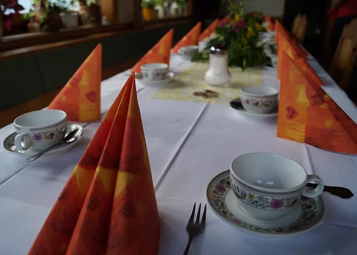 Panoramapension Platzer 3* Unterkolbnitz